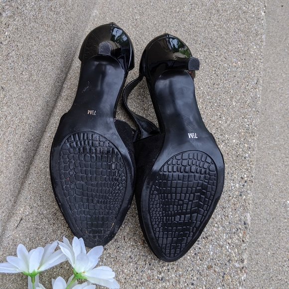 Black Dressy Heels With Back Zipper 7.5 - Picture 6 of 7